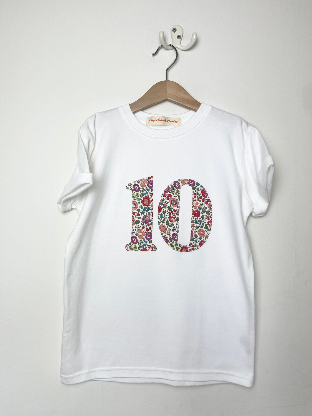 Magnificent Stanley '10' D'Anjo White S/S Tee 7-8yrs